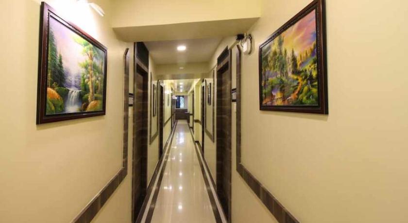 Hotel Golden Park Near Nesco Bombay Extérieur photo