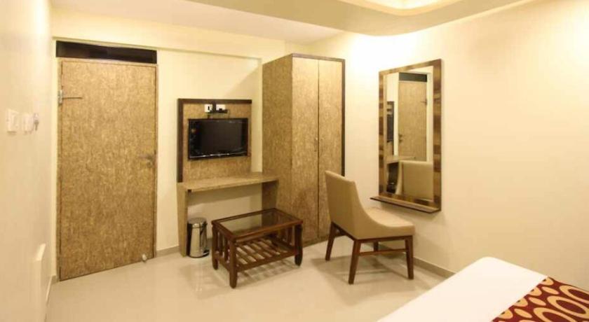 Hotel Golden Park Near Nesco Bombay Extérieur photo